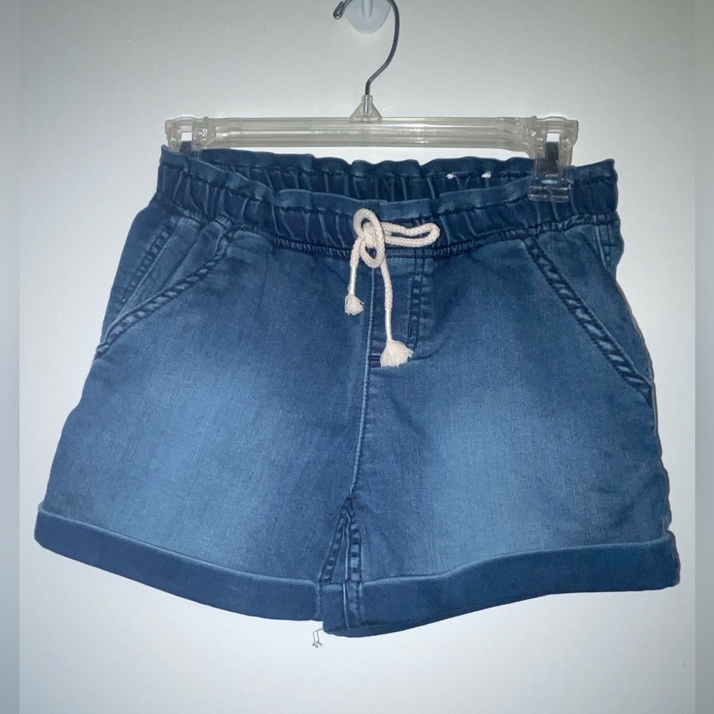 NWT  Justice Stretchy jean shorts